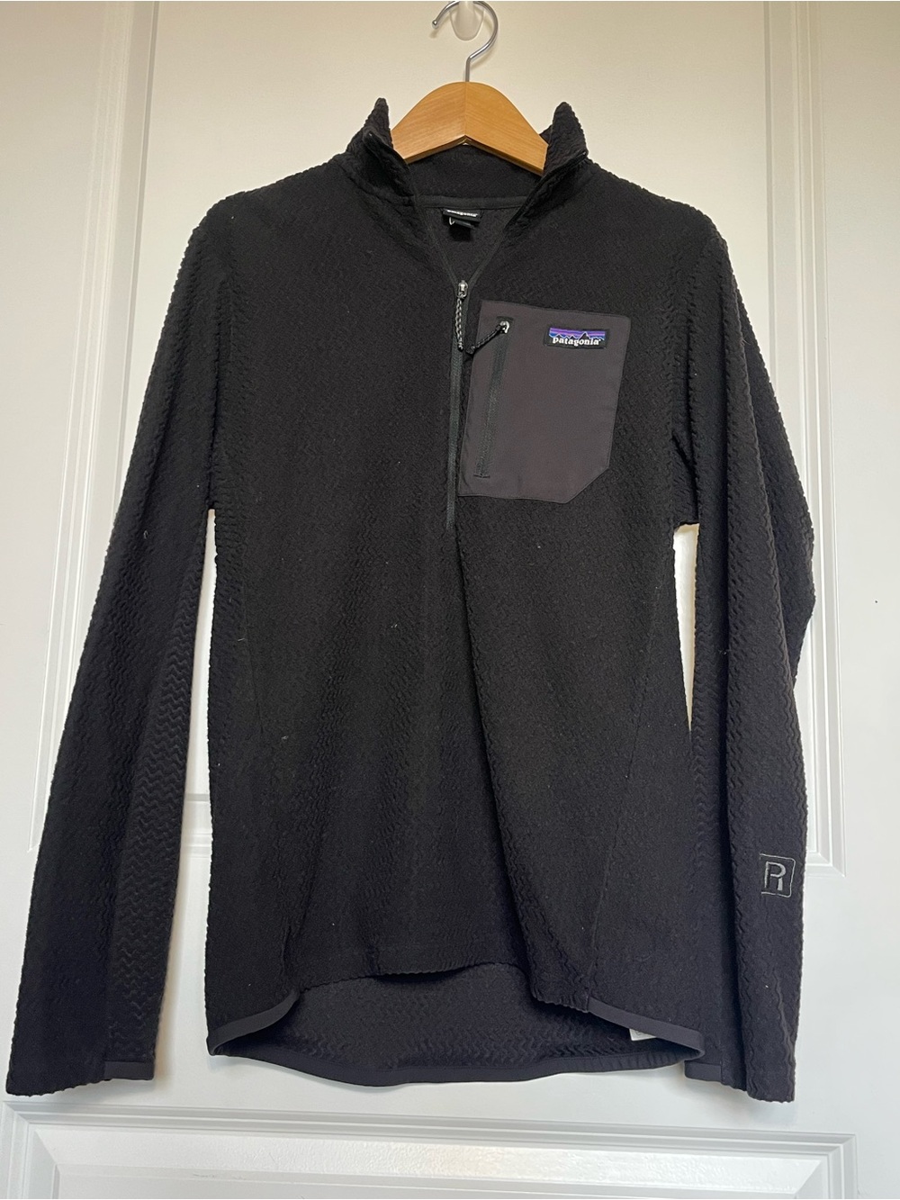 Patagonia Black Men’s Quarter-Zip Fleece with Chest Pocket
